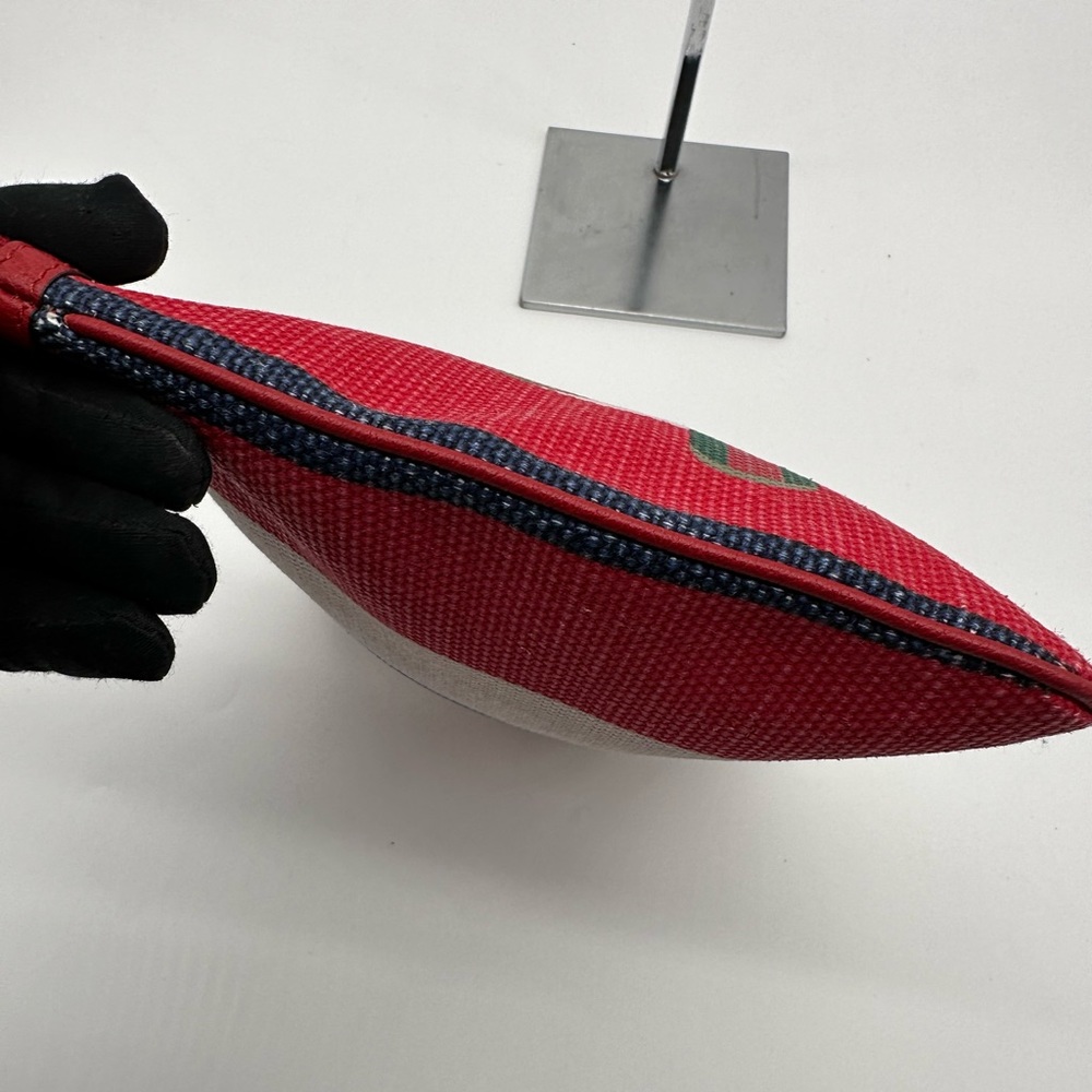Gucci GG Logo Clutch Handbag - Picture 6 of 12